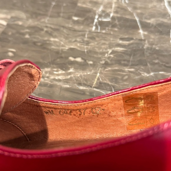 Embassy London Red Leather Flats - Picture 8 of 14